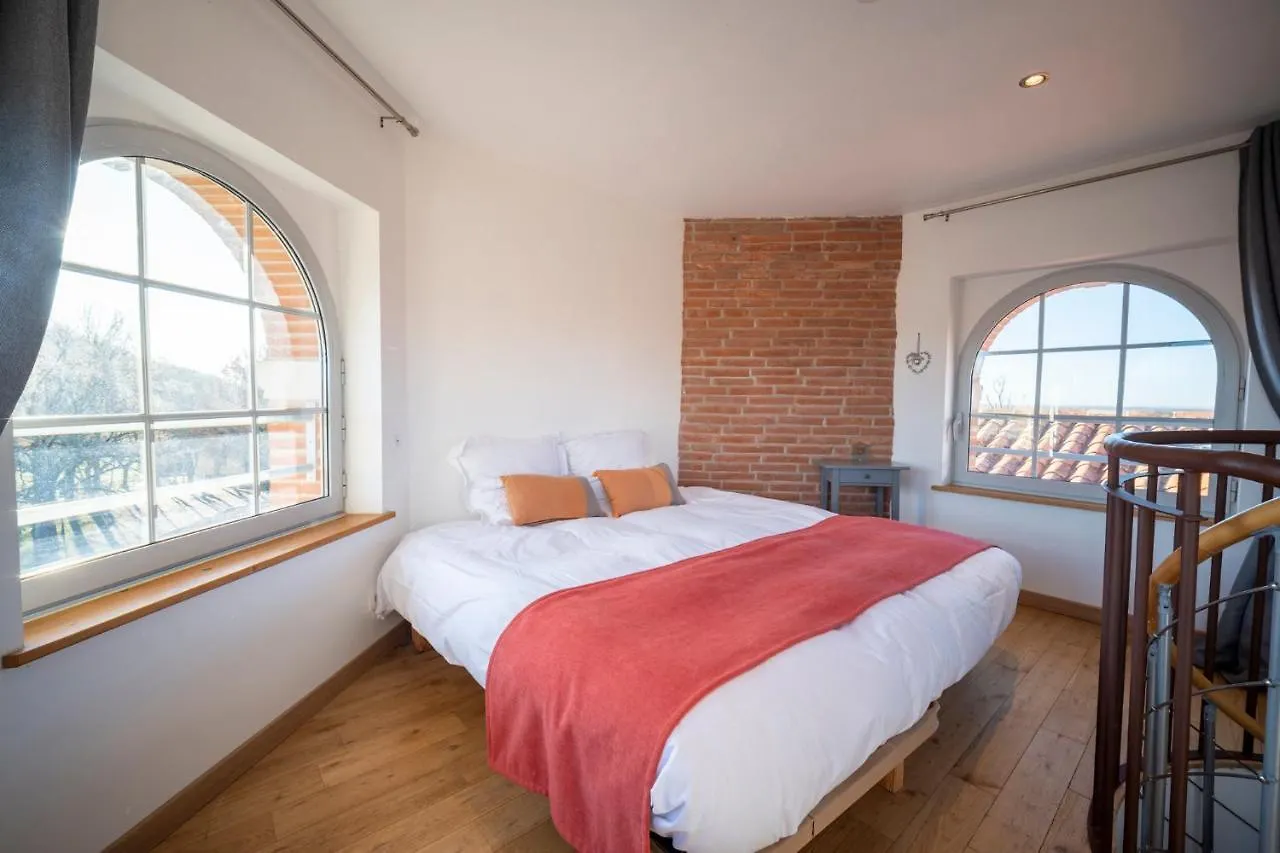 Chateau De Loubejac Montauban Hotel
