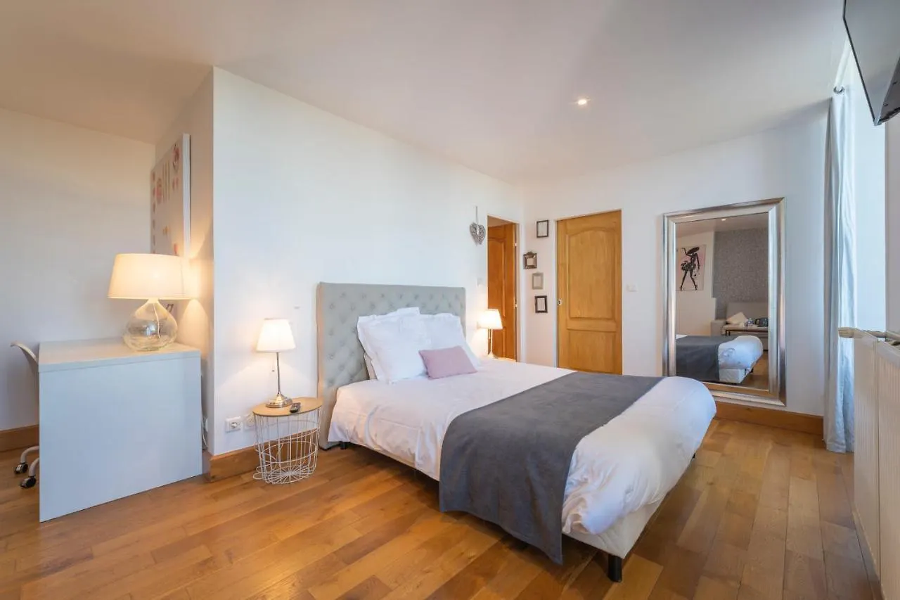 Chateau De Loubejac Montauban Hotel