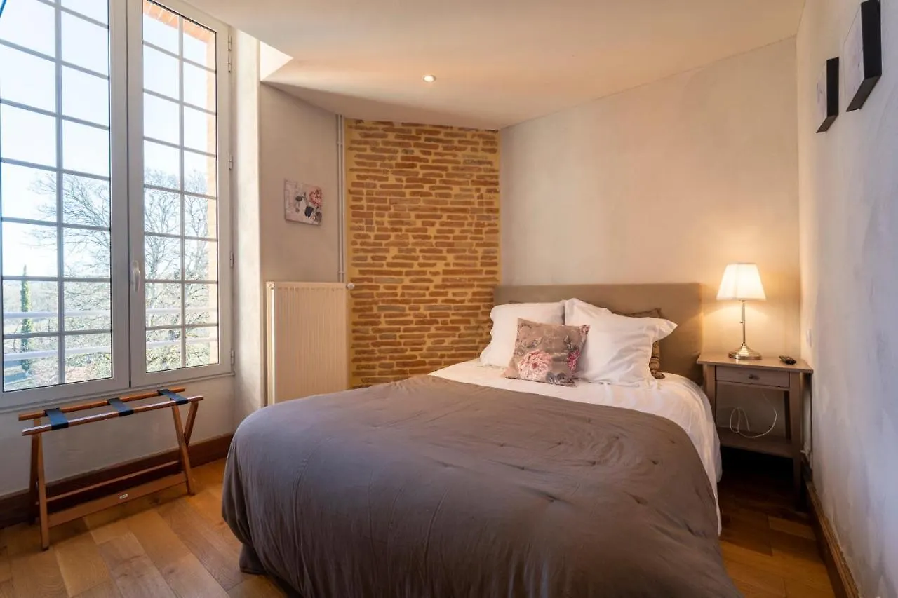 Chateau De Loubejac Montauban Hotel
